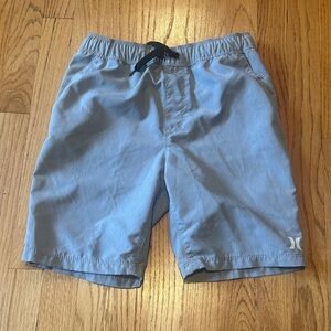 Hurley light weight shorts Boys medium